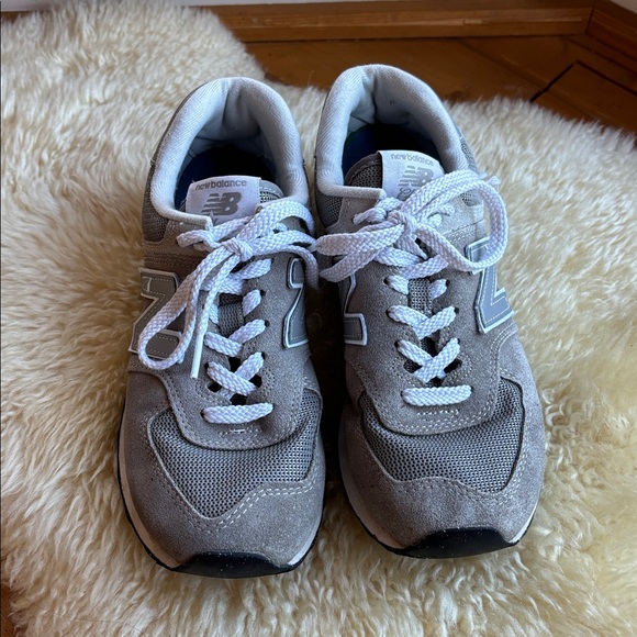 New Balance Trainers - Picture 2 of 10